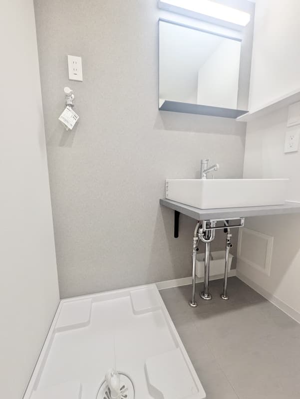 Room image 13