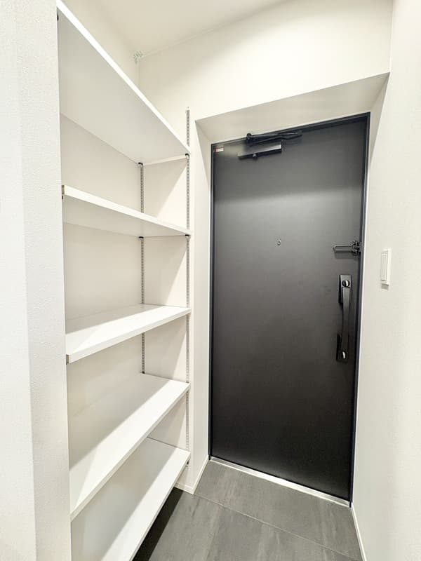 Room image 9