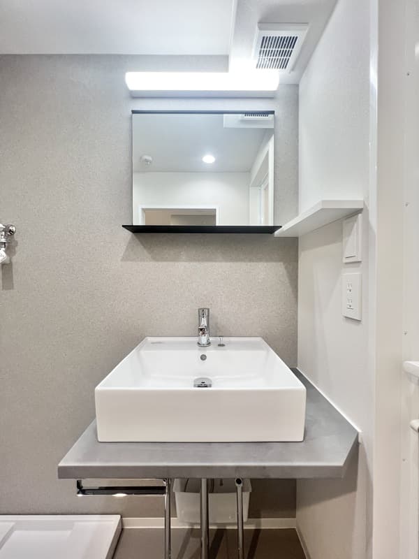 Room image 12