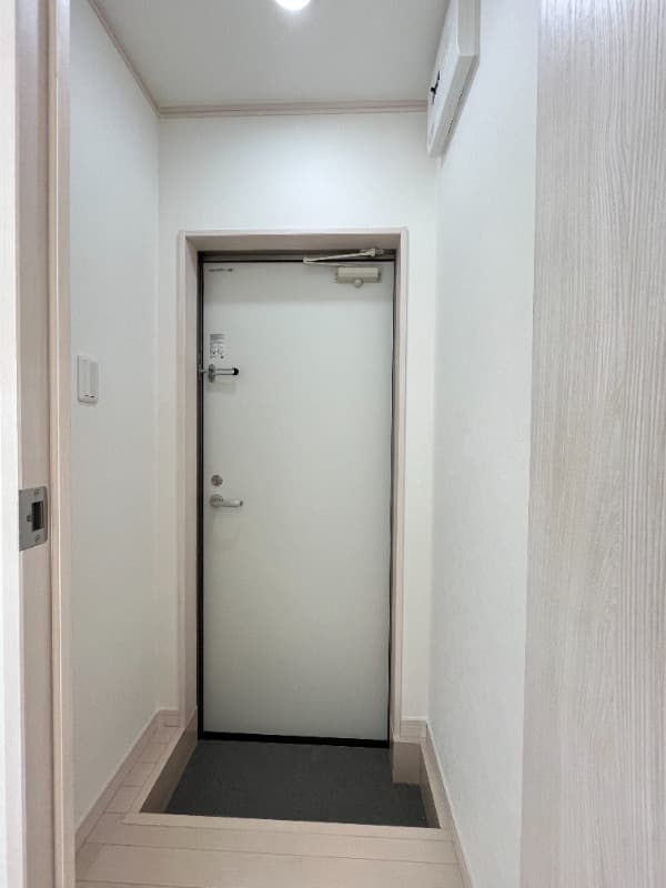 Room image 12