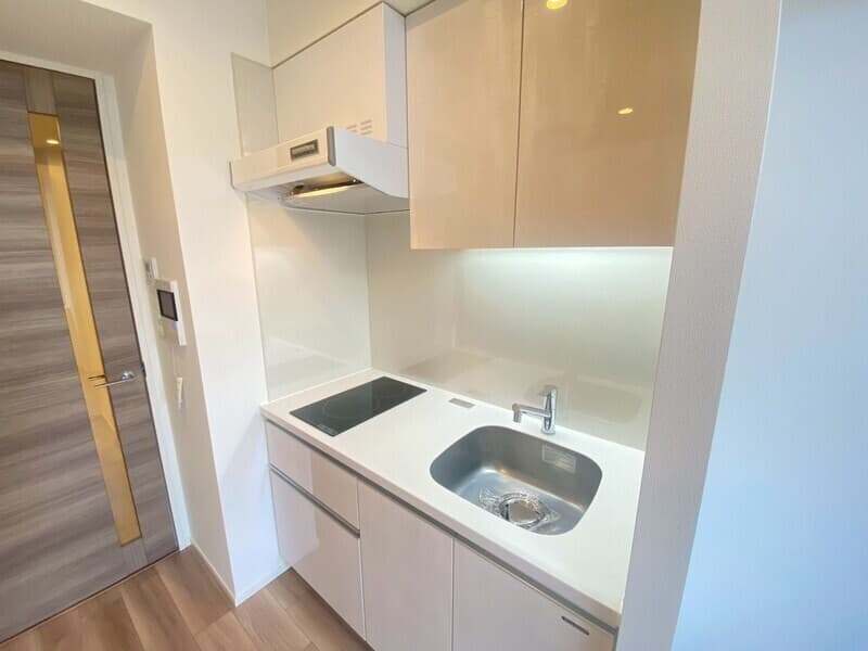 Room image 8