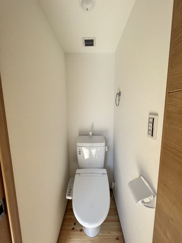 Room image 10