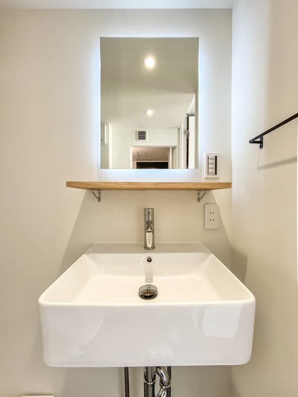 Room image 11