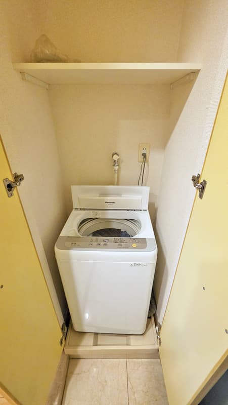 Room image 9