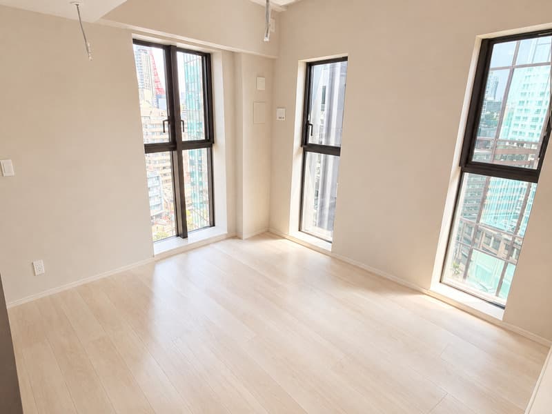 Room image 10