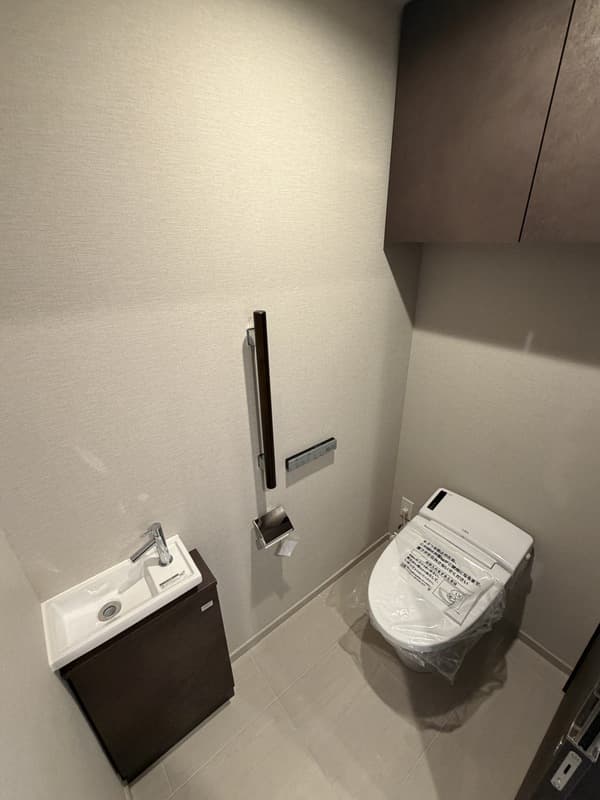 Room image 12