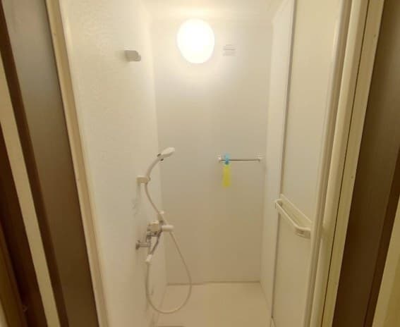 Room image 11