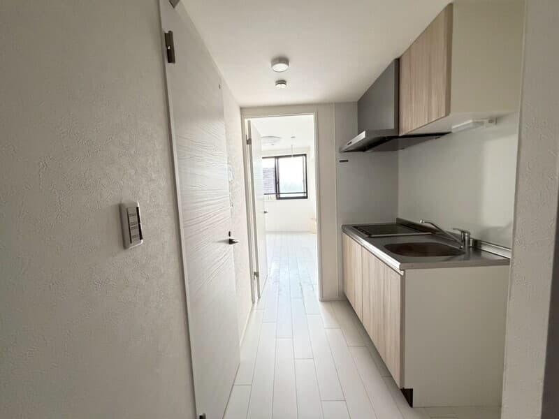 Room image 10