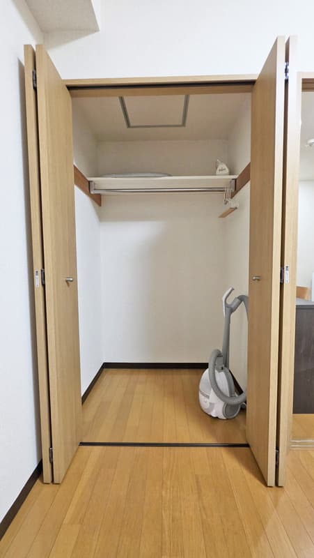 Room image 10