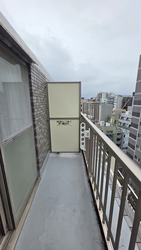 Room image 12