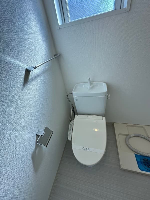 Room image 13