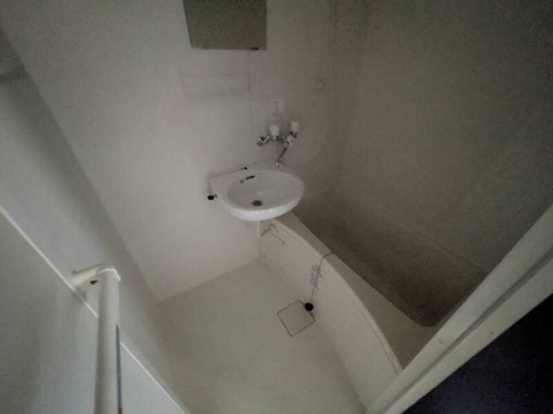 Room image 12