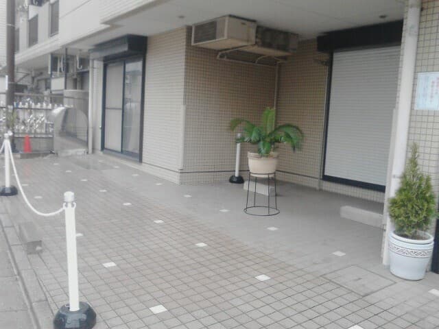 Room image 10