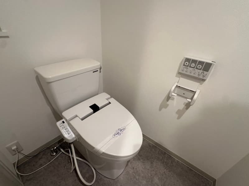 Room image 15
