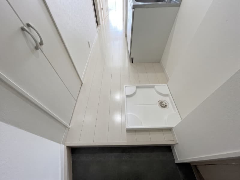 Room image 16