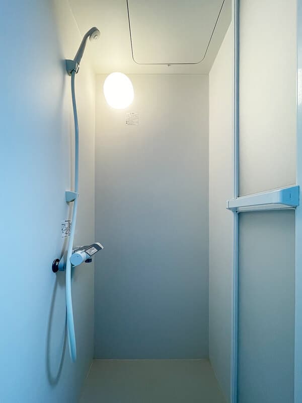 Room image 13