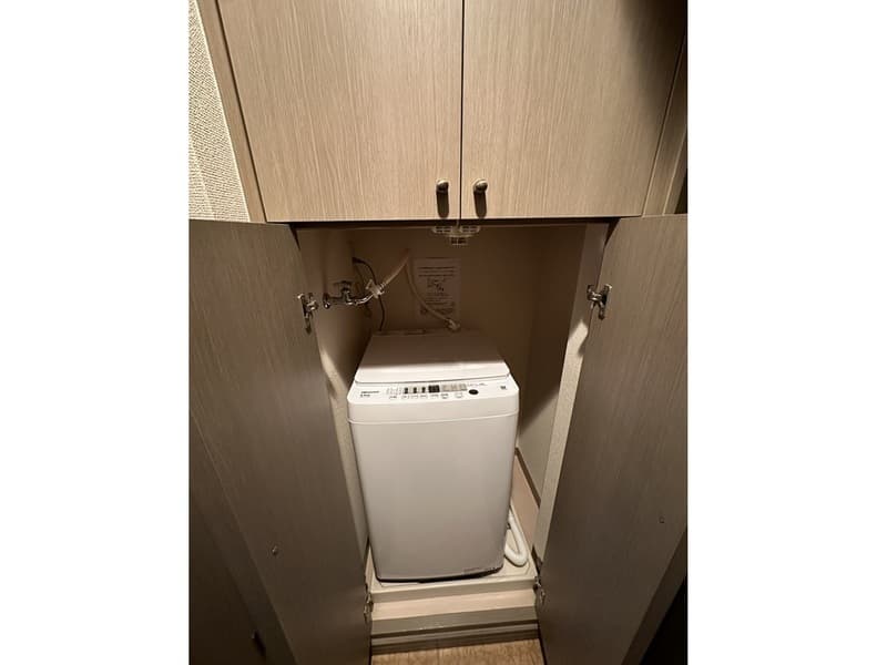 Room image 12