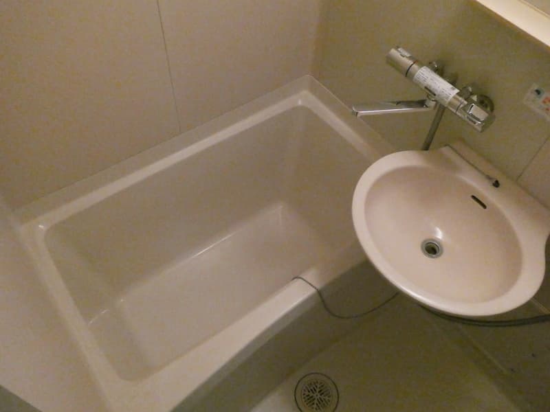 Room image 8