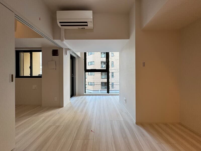 Room image 11