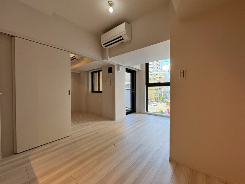Room image 12