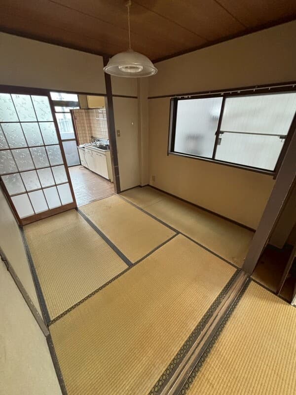 Room image 8