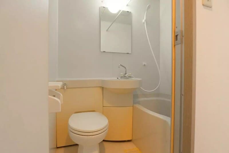 Room image 13