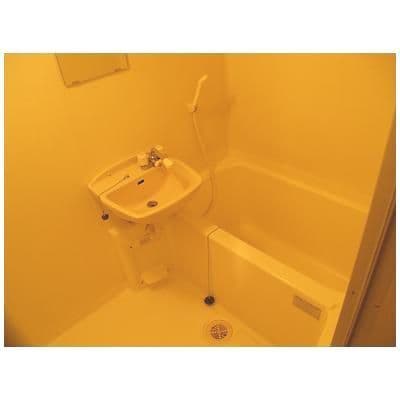 Room image 11