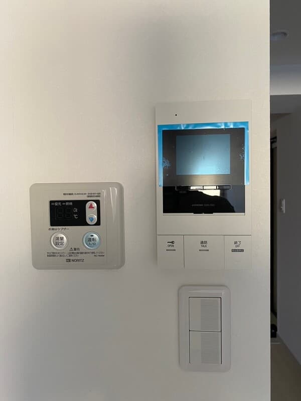 Room image 12