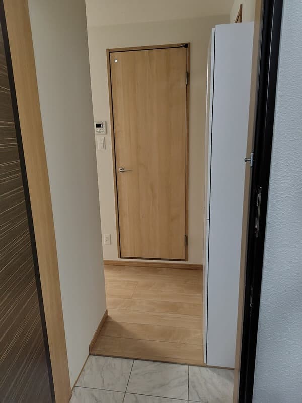 Room image 12