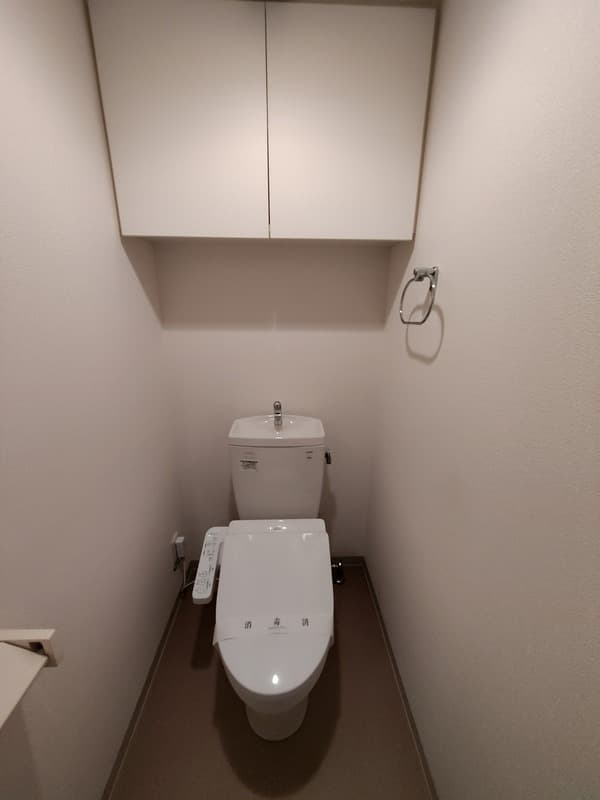Room image 9