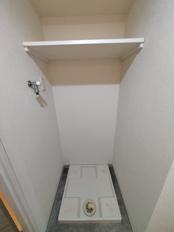Room image 11