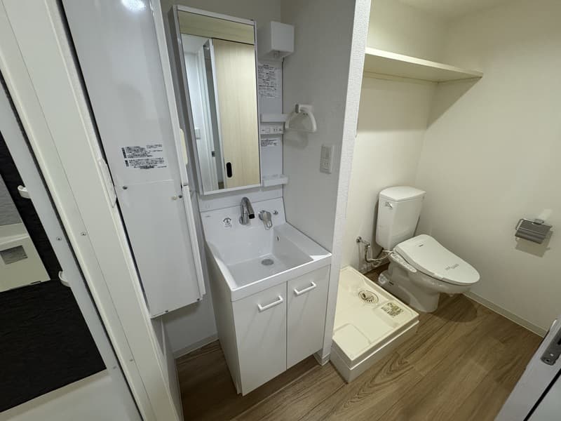 Room image 9