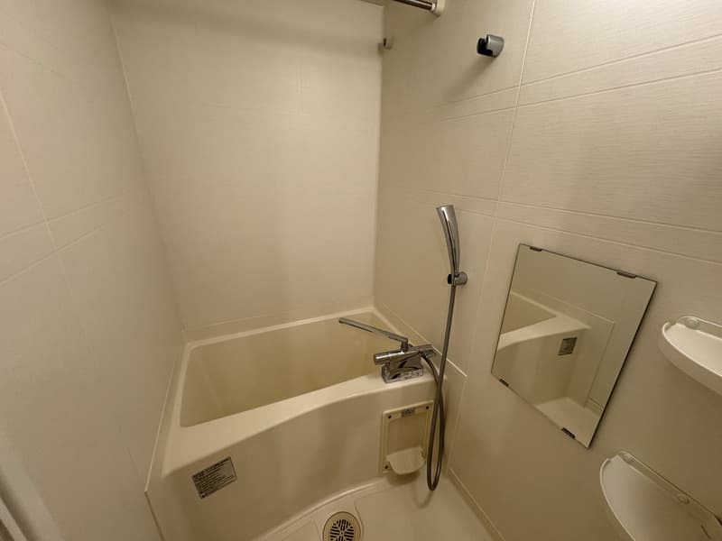 Room image 9