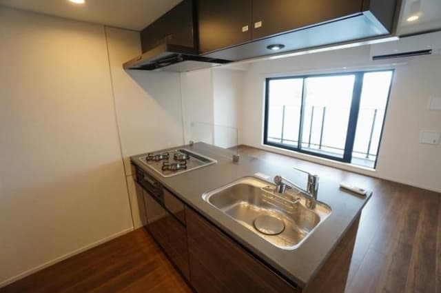 Room image 9