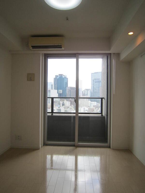 Room image 9