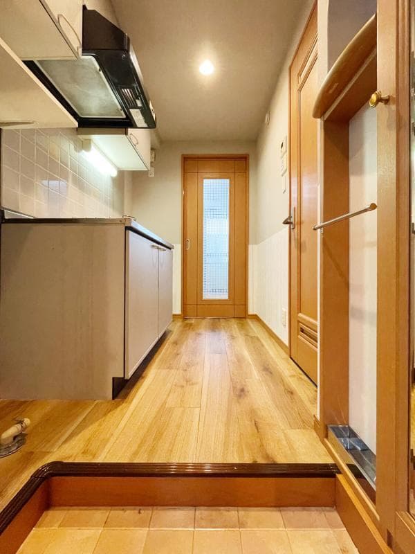 Room image 11