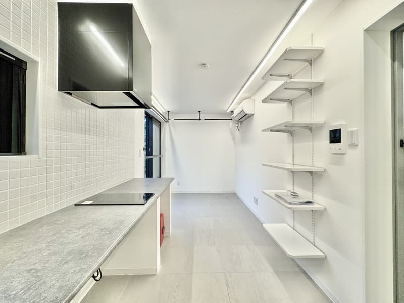 Room image 10
