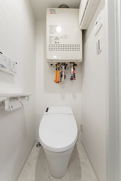 Room image 8