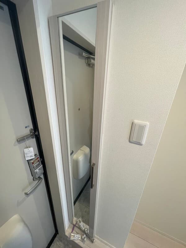 Room image 10
