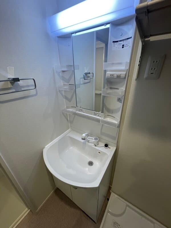 Room image 12