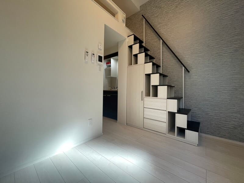 Room image 9