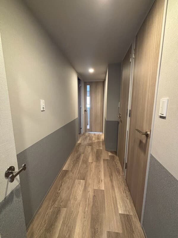 Room image 11