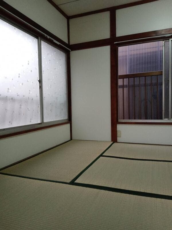 Room image 13