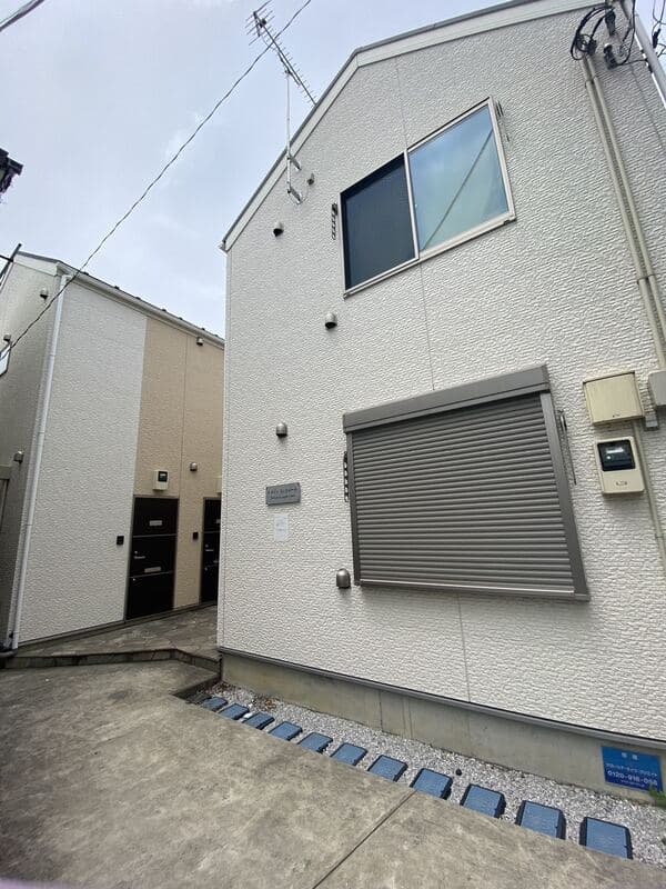 Room image 16