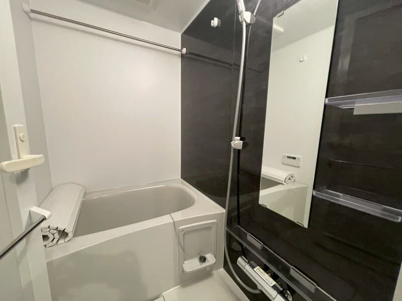 Room image 9