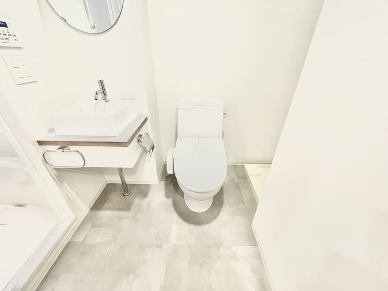 Room image 9