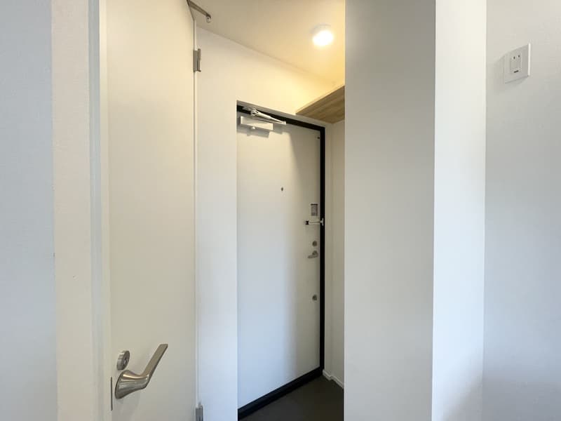 Room image 11