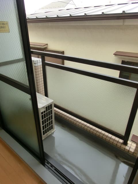 Room image 11