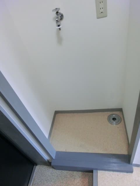 Room image 9