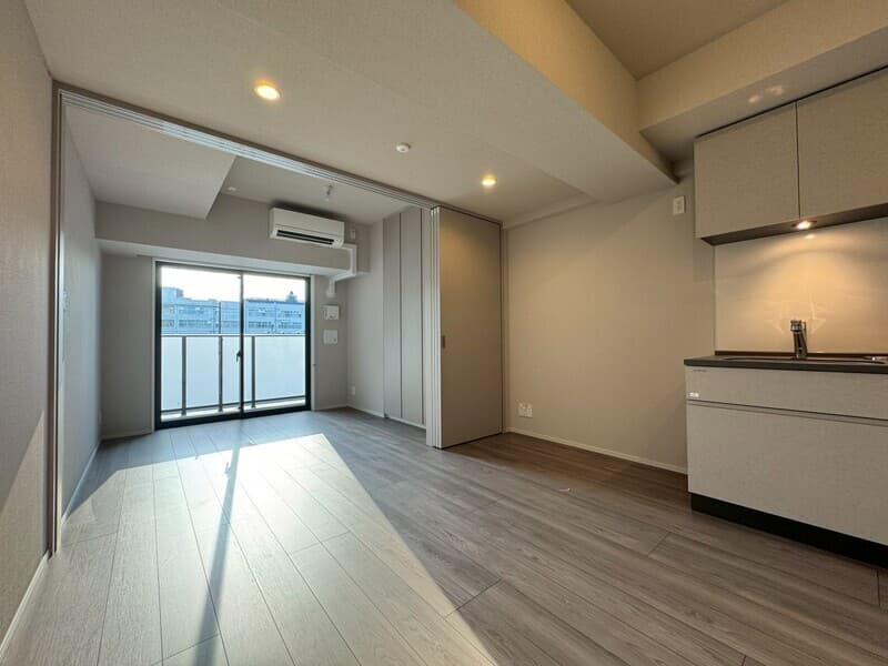 Room image 10